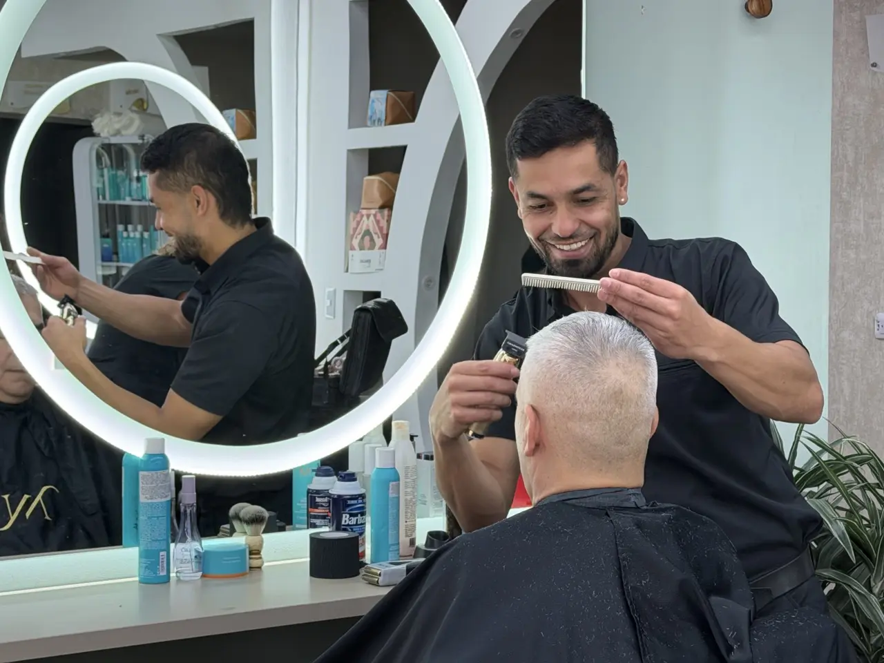 Barbería en Narbo's Salón Spa Chía