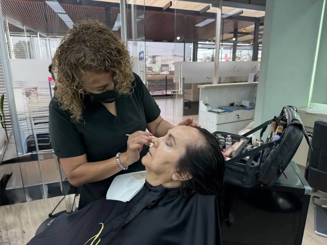 Maquillaje social