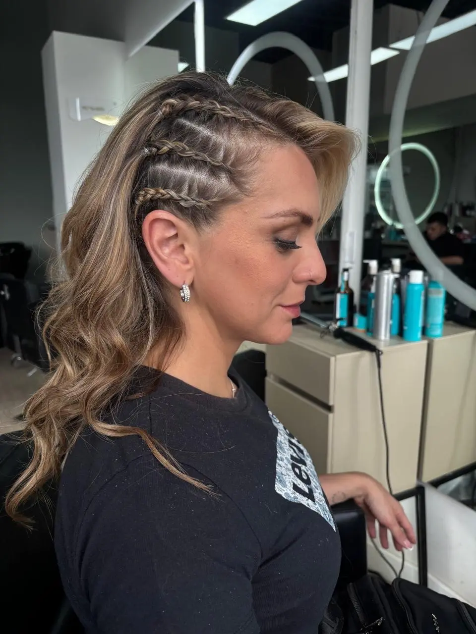 Cuidado capilar y peinados resistentes al viento en la Sabana de Bogotá